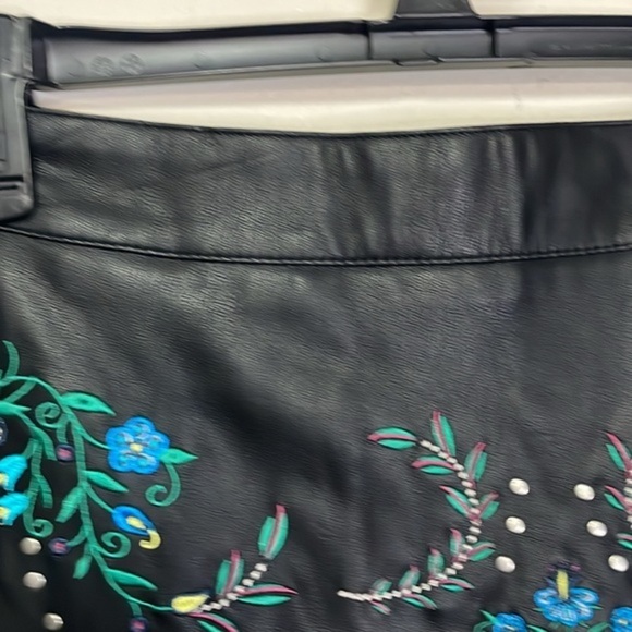 Desigual Woman Synthetic Acougué Black Vegan Leather Skirt, Size 38. - Picture 7 of 16